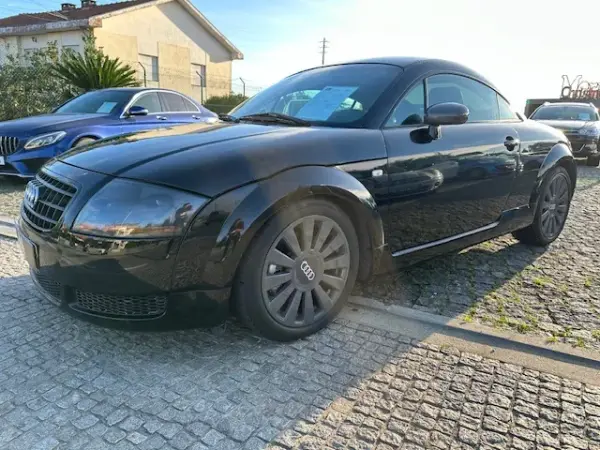 Audi TT Coupé 1.8 T 4