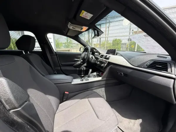 BMW 418 Gran Coupé d Line Sport Auto 27