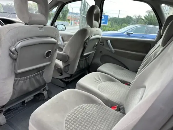 Citroen C3 Picasso Picasso 1.6 HDi Exclusive 6