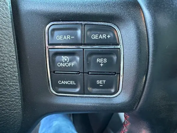 Dodge RAM 5.7 V8 HEMI REBEL GPL 26
