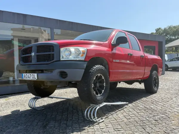 Dodge RAM 3.7 V6 GPL 6 Lugares 1