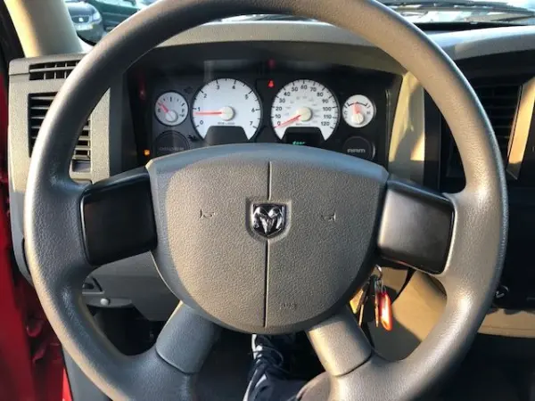 Dodge RAM 3.7 V6 GPL 6 Lugares 6