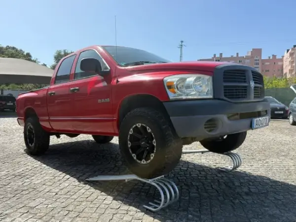 Dodge RAM 3.7 V6 GPL 6 Lugares 16