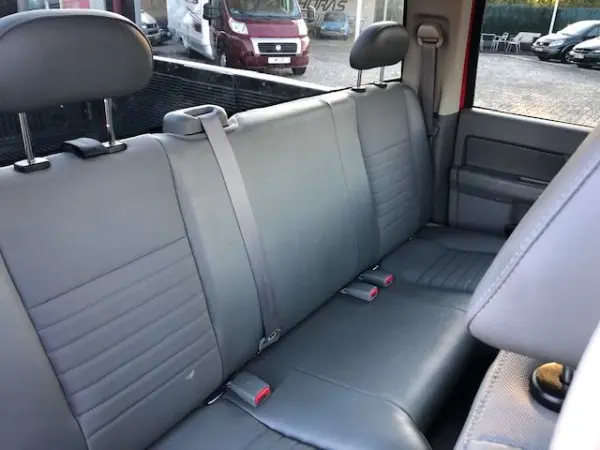 Dodge RAM 3.7 V6 GPL 6 Lugares 17