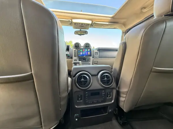 Hummer H2 6.0 Luxury 8