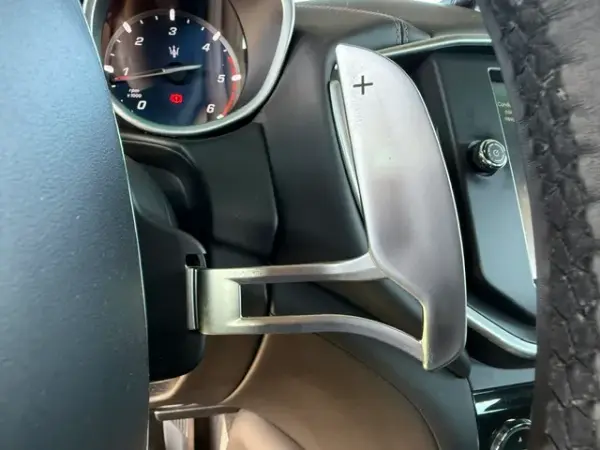 Maserati Ghibli 3.0 V6 22
