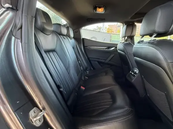 Maserati Ghibli 3.0 V6 25