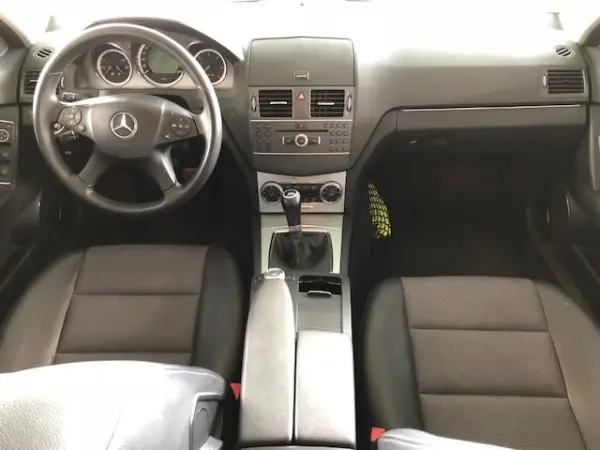 Mercedes-Benz C 250 CDi Avantgarde BlueEfficiency 13