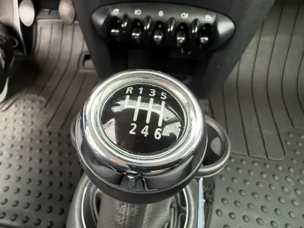 MINI 3 Portas One D 13
