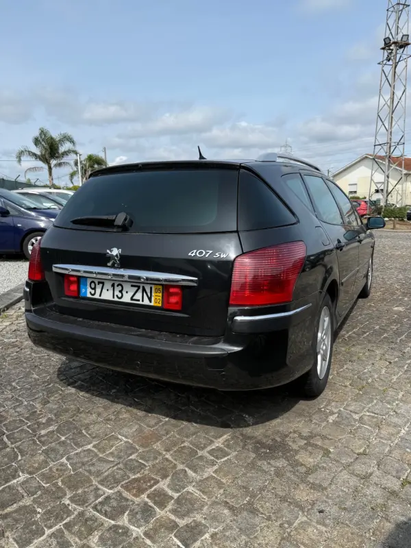 Peugeot 407 SW 2.0 HDi Navteq 2