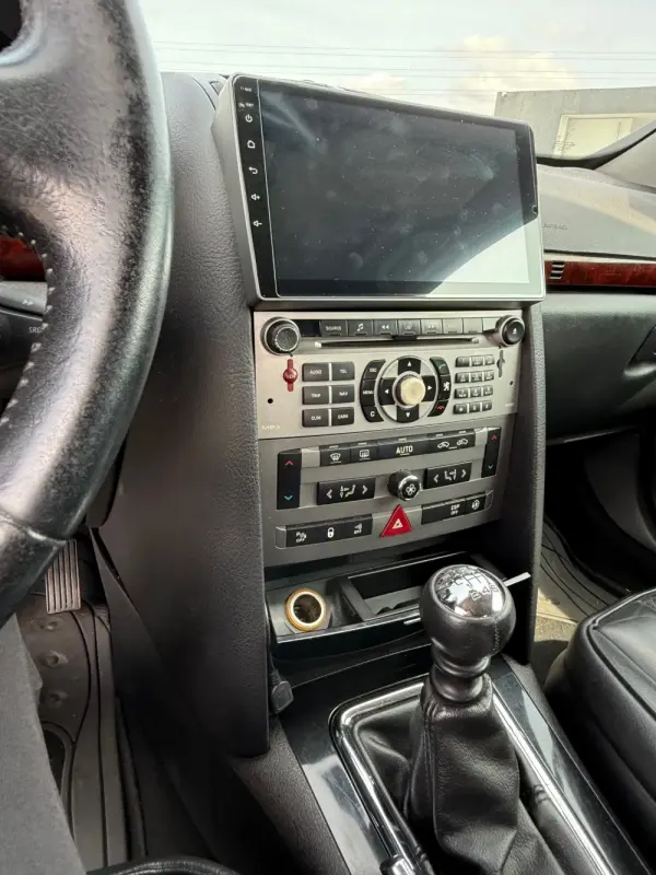 Peugeot 407 SW 2.0 HDi Navteq 7
