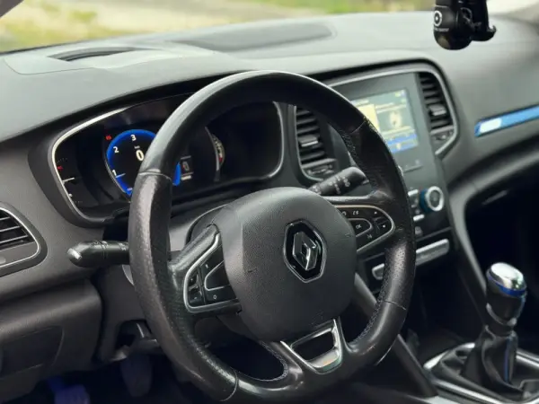 Renault Mégane 1.5 dCi GT Line SS 13