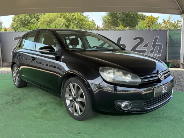 Volkswagen Golf 1.6 TDi Highline DSG 1