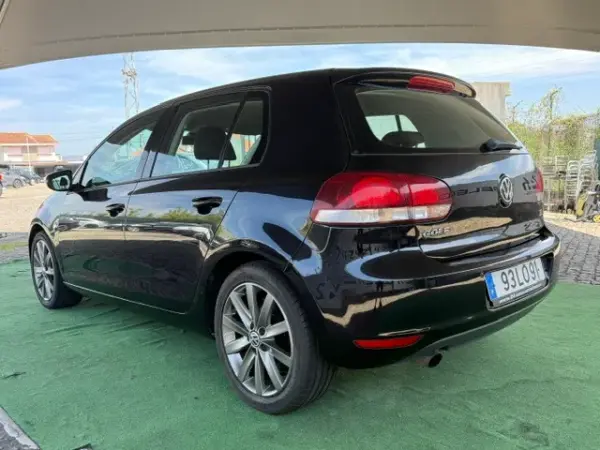 Volkswagen Golf 1.6 TDi Highline DSG 7