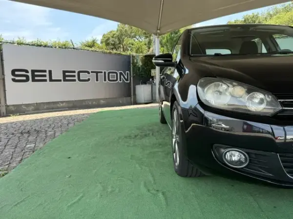 Volkswagen Golf 1.6 TDi Highline DSG 11
