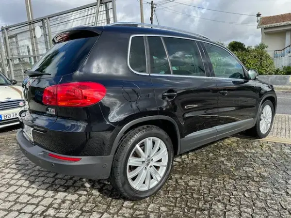 Volkswagen Tiguan 2.0 TDI Sport BlueMotion 7
