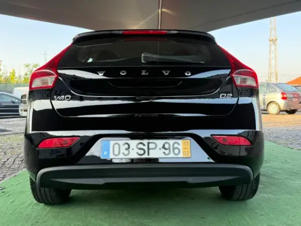 Volvo V40 2.0 D2 Momentum 8