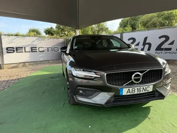 Volvo V60 2.0 D3 Momentum Plus 11