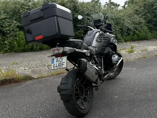 BMW C 650 GT 1200 GS Exclusive triple back 3