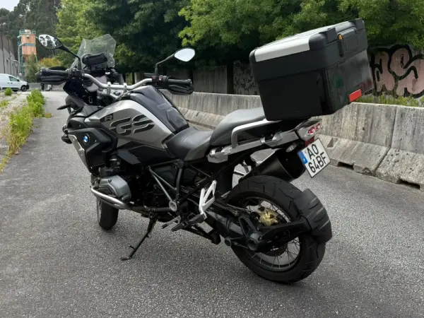 BMW C 650 GT 1200 GS Exclusive triple back 5
