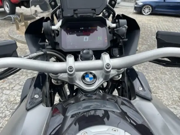 BMW C 650 GT 1200 GS Exclusive triple back 17