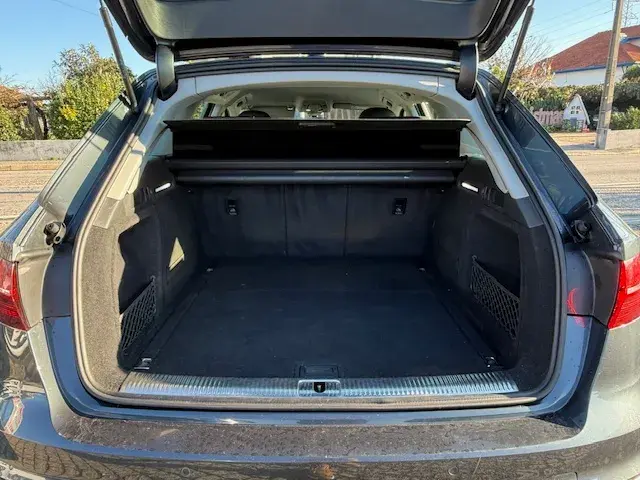 Audi A4 Avant 35 TDI Advanced S tronic 7