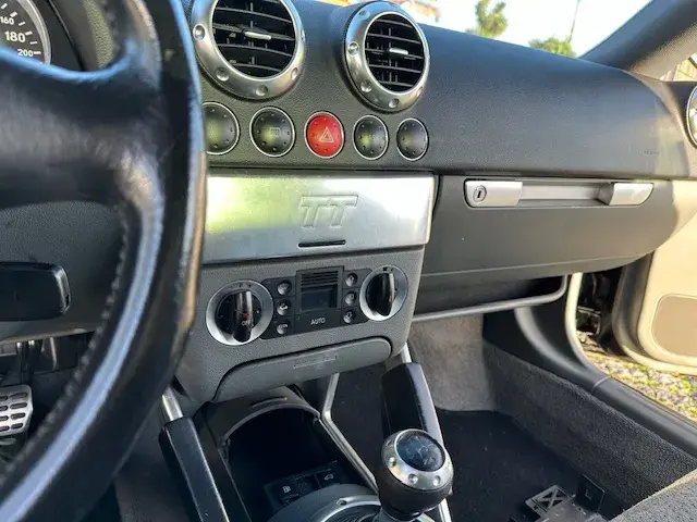 Audi TT Coupé 1.8 T 12