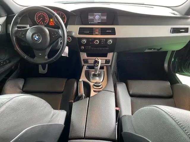 BMW 520 Pack M 6