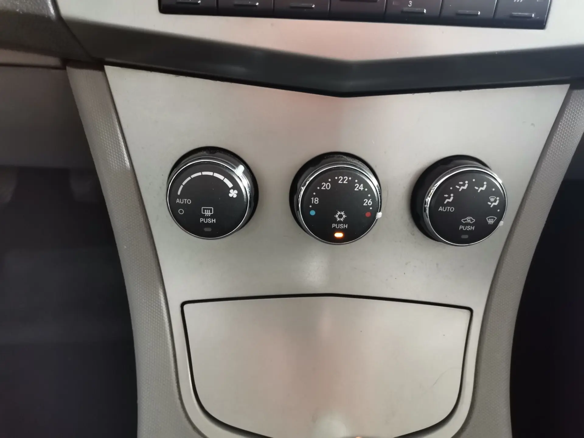 Chrysler Sebring 2.0 TDI 14