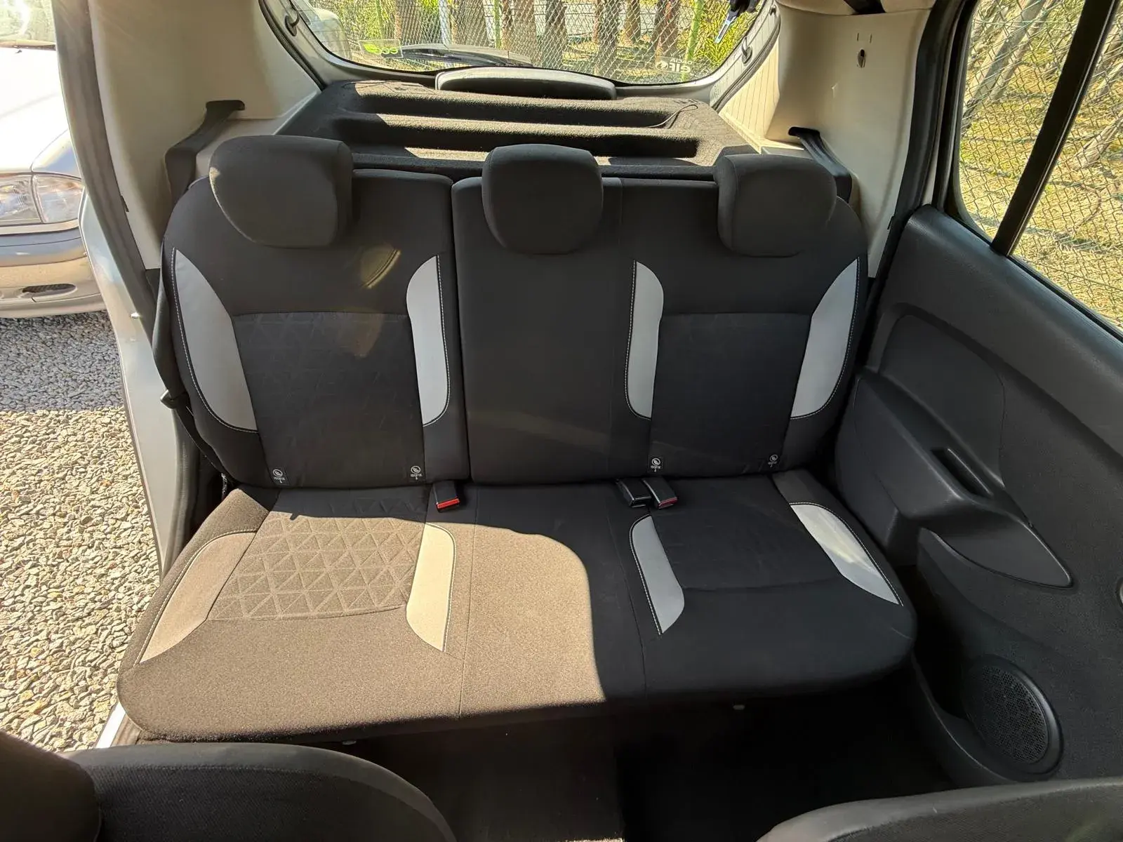 Dacia Sandero 1.5 dCi Black Touch 5
