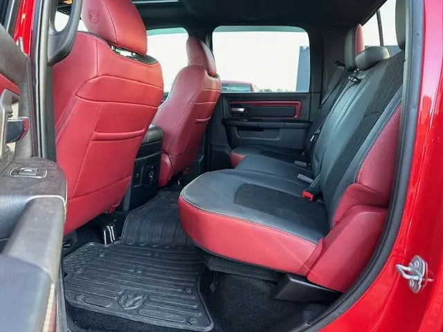 Dodge RAM 5.7 V8 HEMI REBEL GPL 37