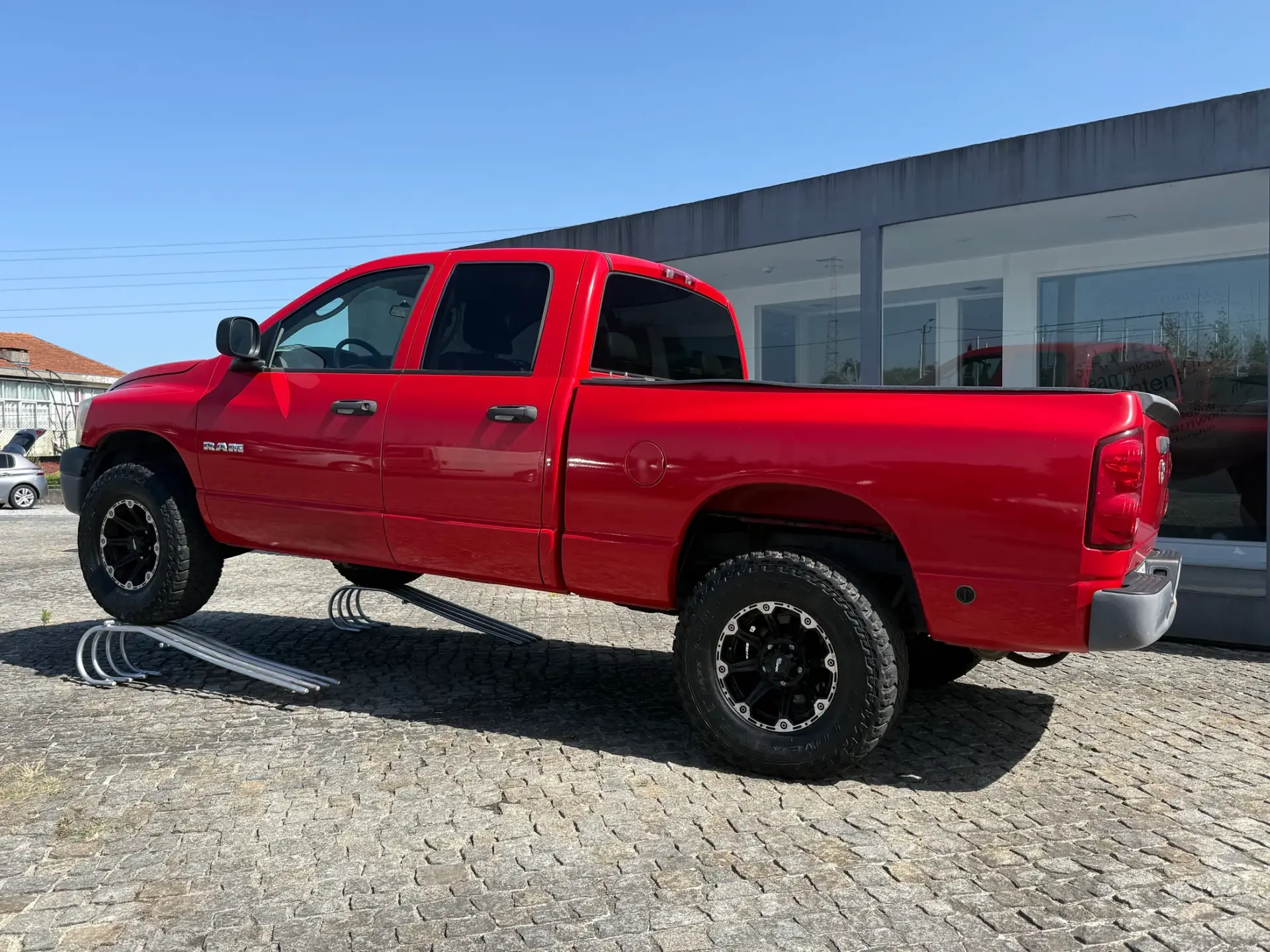 Dodge RAM 3.7 V6 GPL 6 Lugares 3