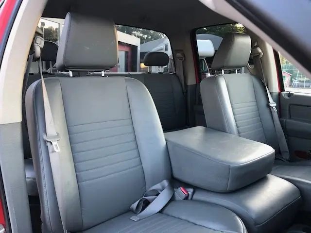 Dodge RAM 3.7 V6 GPL 6 Lugares 19