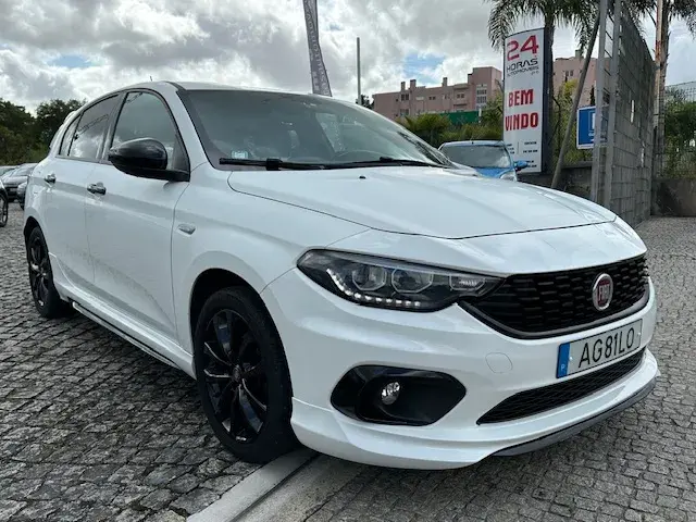 Fiat Tipo 1.3 M-Jet Sport 3