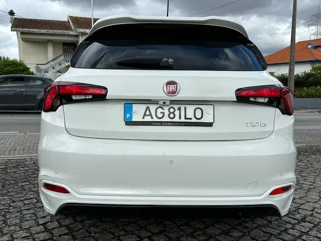 Fiat Tipo 1.3 M-Jet Sport 8
