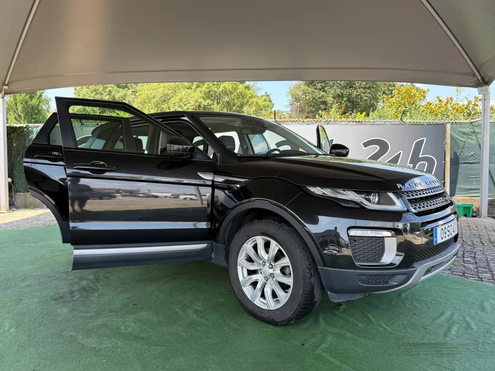 Land Rover Range Rover Evoque 2.0 TD4 HSE Dynamic 7