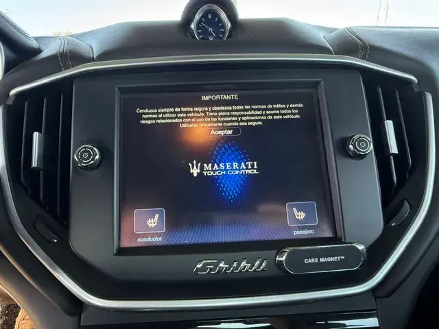 Maserati Ghibli 3.0 V6 10