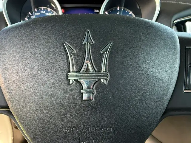 Maserati Ghibli 3.0 V6 23