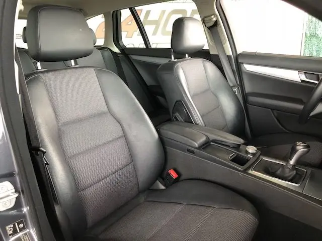 Mercedes-Benz C 250 CDi Avantgarde BlueEfficiency 12