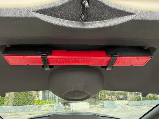 MINI 3 Portas One D 9