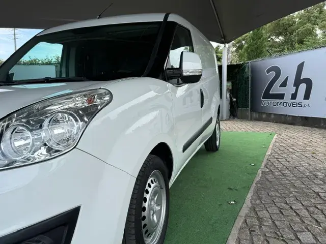 Opel Combo 1.6 CDTi L2H1 S/S Easytronic 3