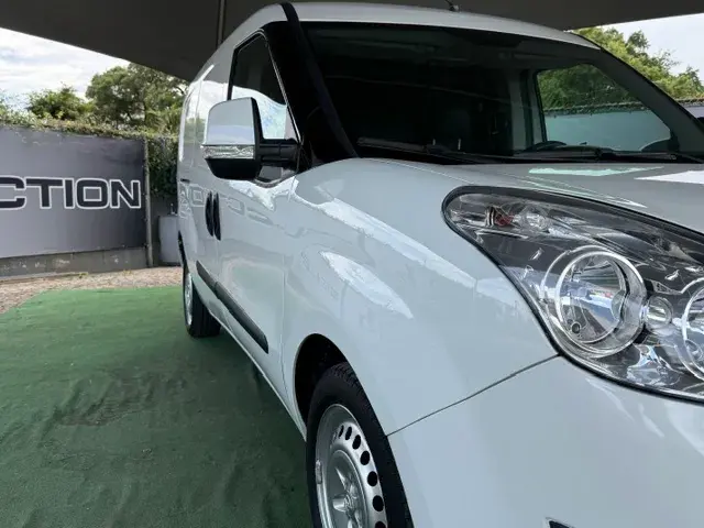 Opel Combo 1.6 CDTi L2H1 S/S Easytronic 4