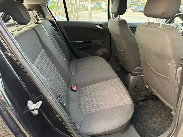 Opel Corsa 1.3 CDTi Enjoy EcoFLEX 8