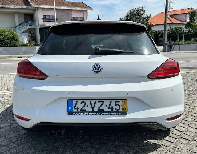 Volkswagen Scirocco 2.0 TDI Sport 3