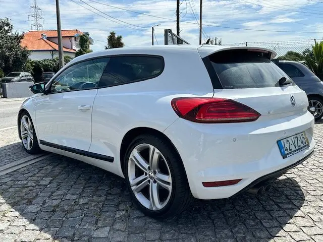 Volkswagen Scirocco 2.0 TDI Sport 4