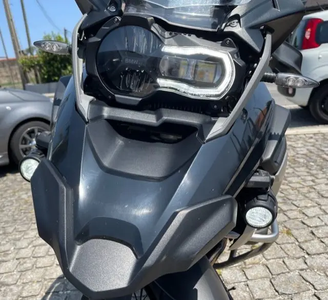 BMW C 650 GT 1200 GS Exclusive triple back 4