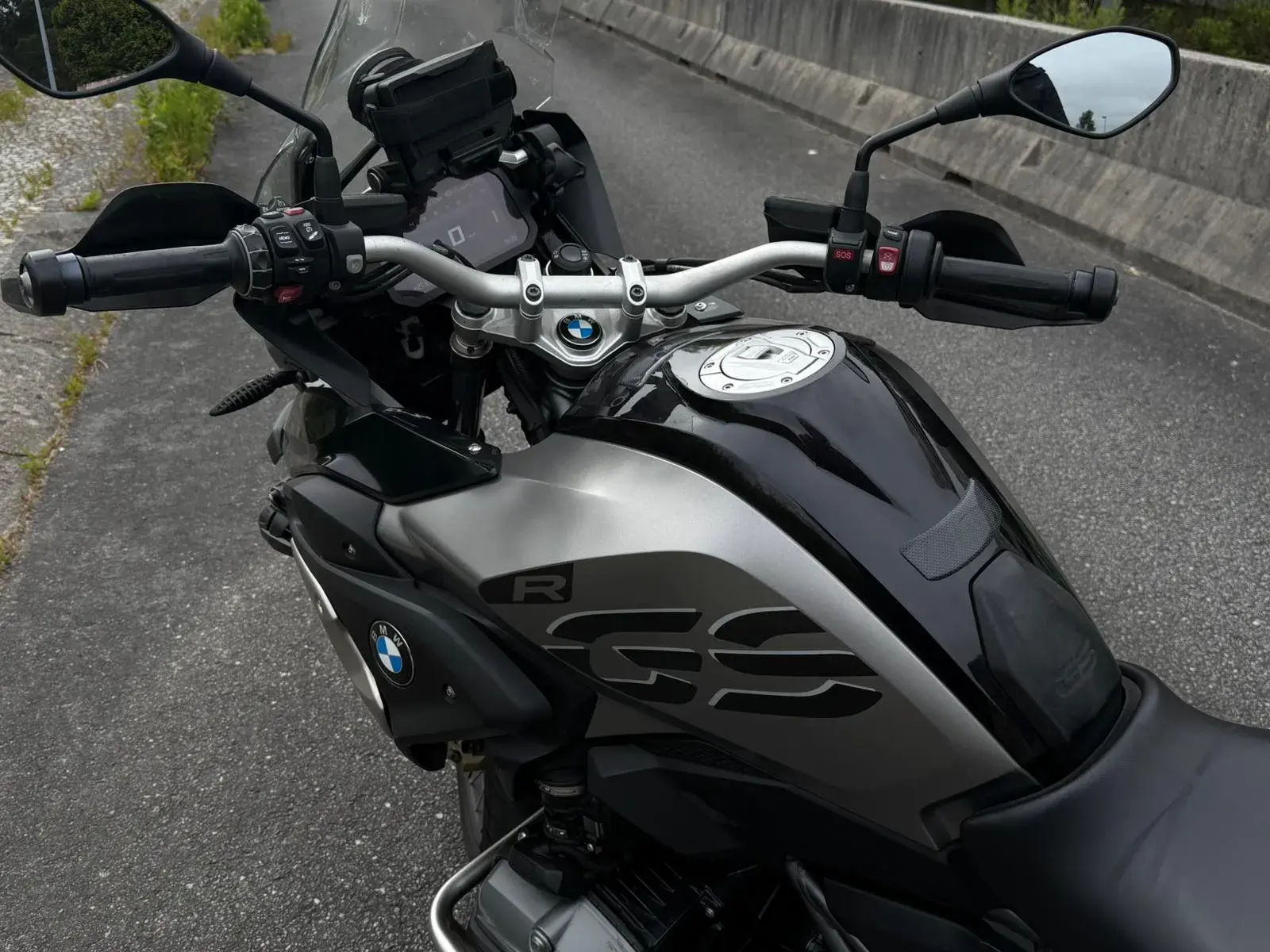 BMW C 650 GT 1200 GS Exclusive triple back 7