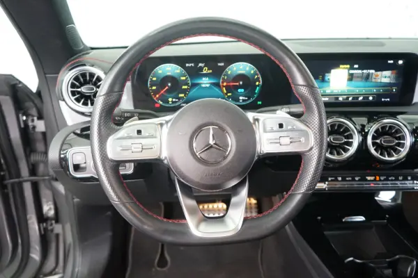 Mercedes-Benz CLA 250 e AMG Line 21