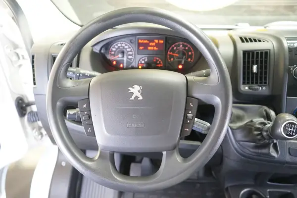 Peugeot Boxer 2.0 BlueHDi 330 L1H1 21