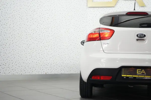 Kia Rio 1.1 CRDi LX 7